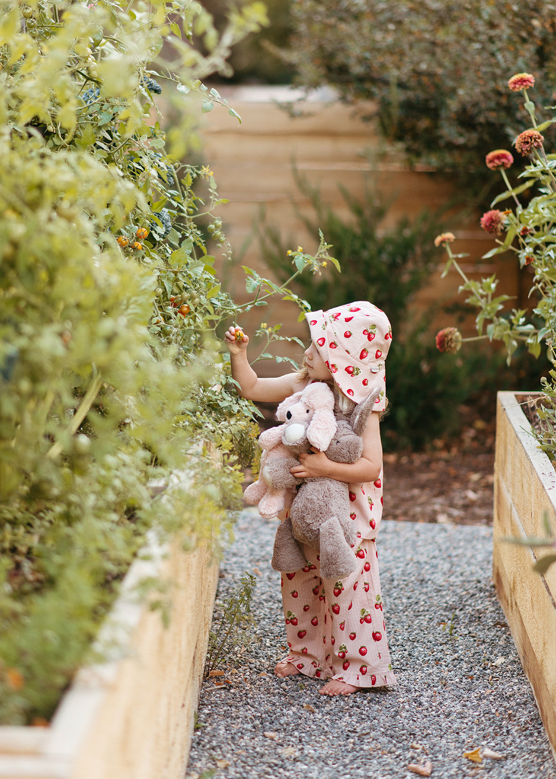 Strawberry Wide Brim Sun Bonnet