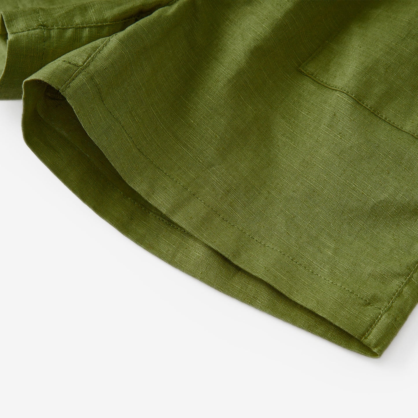 Island Leaf Linen Button-Up Shirt and Shorts Set