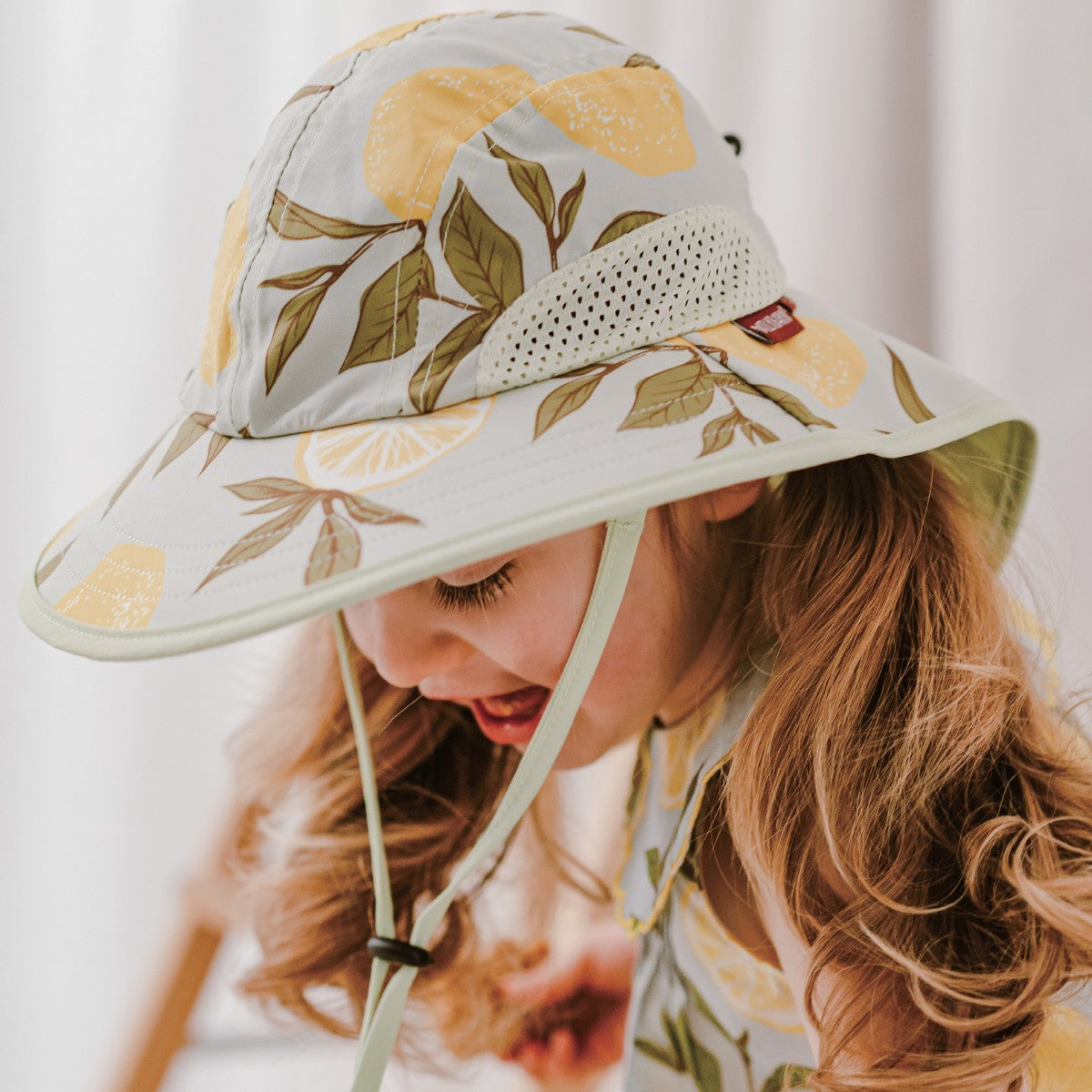 Goose Sun Safety Play Hat