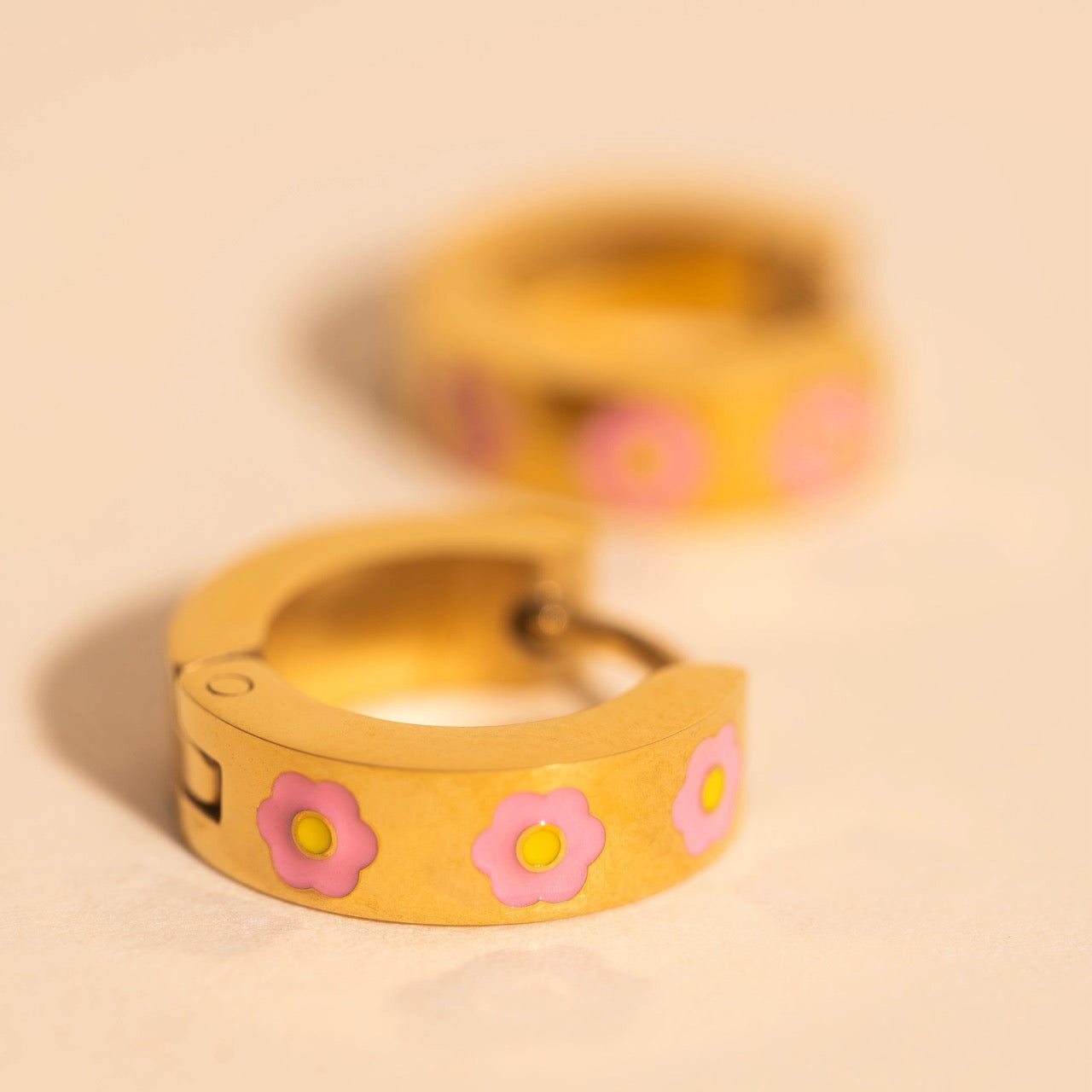Flower Chunky Huggie Hoop Earrings